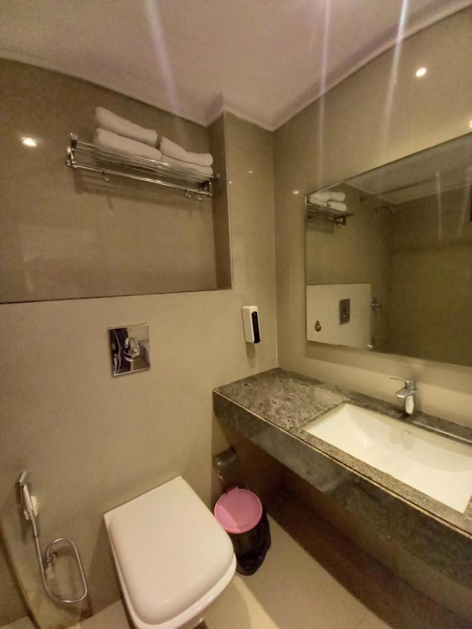 Hotel The Grand Radiant Lucknow