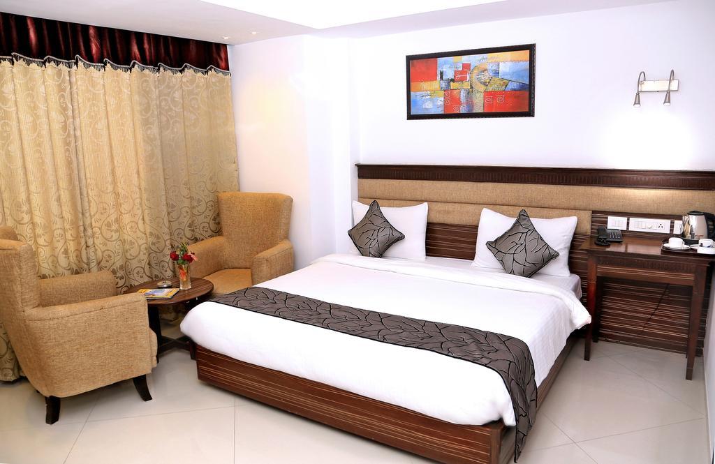 Hotel The Grand Radiant