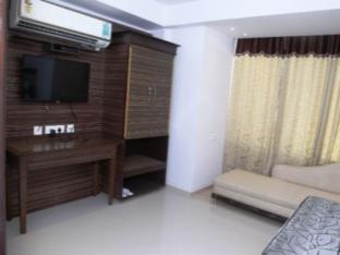 Hotel The Grand Radiant 3*