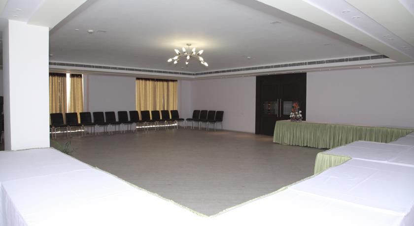 Hotel The Grand Radiant 3*